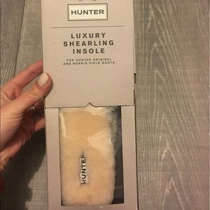 New In Box HUNTER INSOLE like UGG size 7